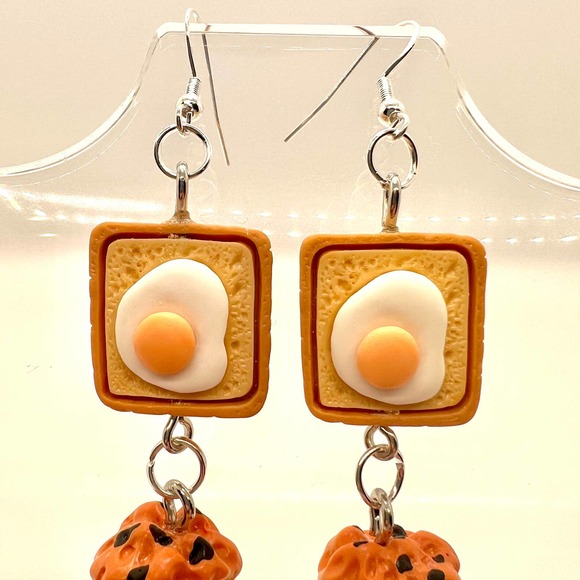 Breakfast Chain Earrings - Food Earrings - Eggs, Toast, Muffin, Waffle Earrings - Picture 3 of 11